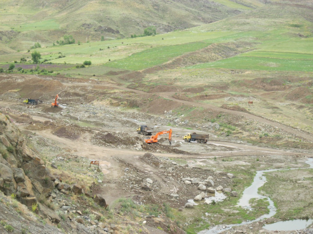 Executive operations of the access road and support buildings and some part of executive operations of Ahar Isar dam