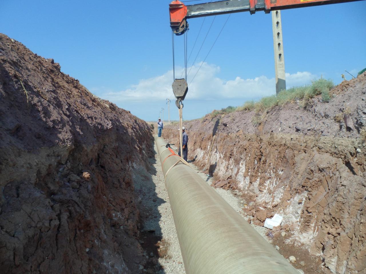 Implementation of second part of RMC canal and the main pipelines of civil areas of Agh Chay plan